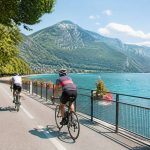 Cycling around Lake Annecy: the ultimate guide to scenic routes and bike hire